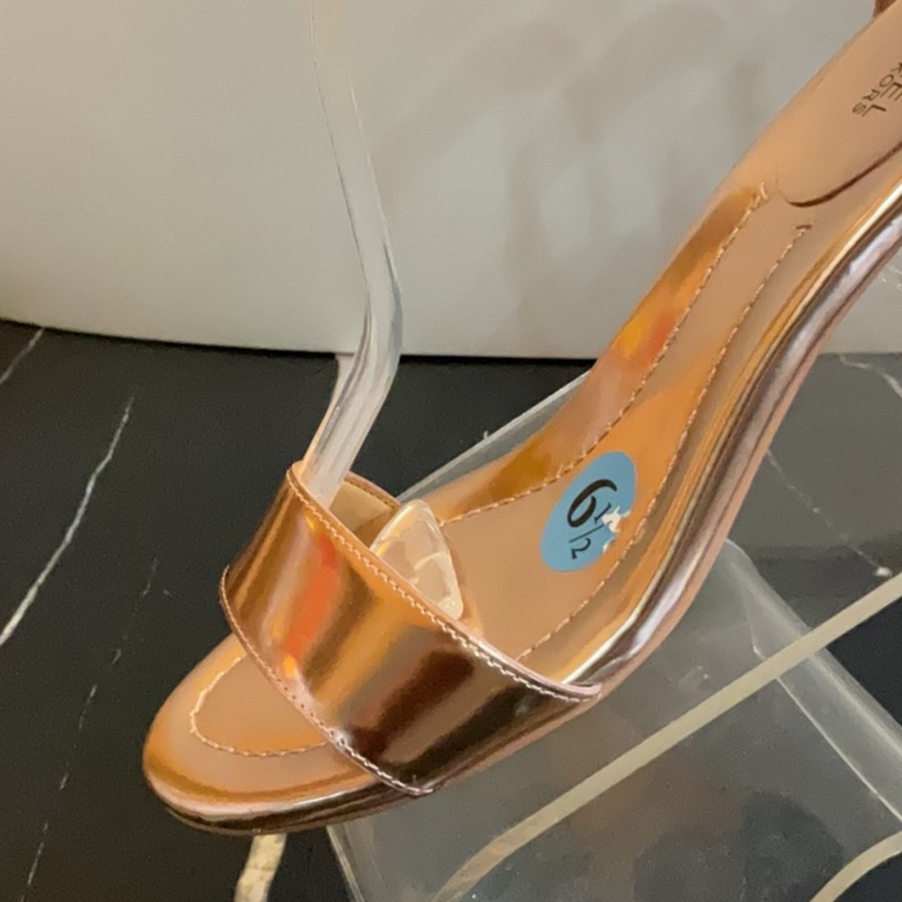 Michael Kors Rose Gold Heels Elegant Sandals - Picture 6 of 8